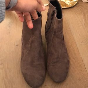 Grey ankle booties, size 7. Zara